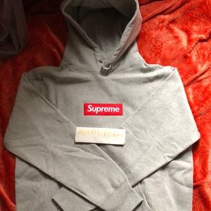 Supreme FW12 Grey Box Logo size M